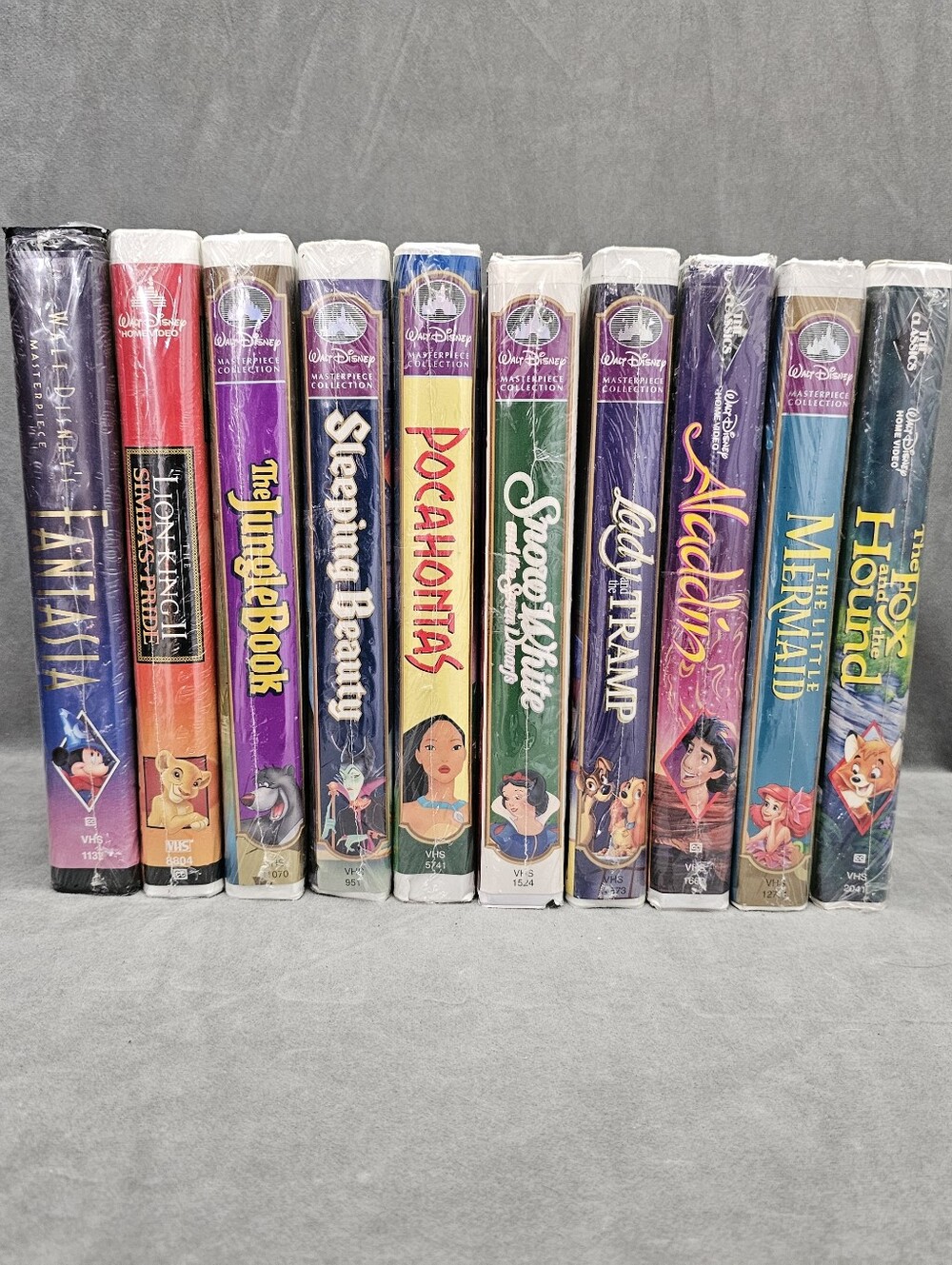 Disney VHS Lot of 10 Clamshell Mixed Masterpiece, Classics, and Black ◇ Vhs-1